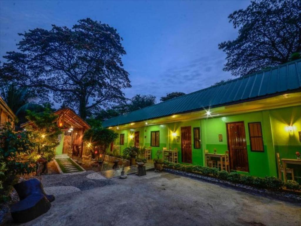 Oyo 622 Butterfly Totem Guesthouse Puerto Princesa Extérieur photo
